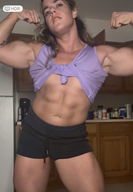 Sexi Lexi Muscle Babe