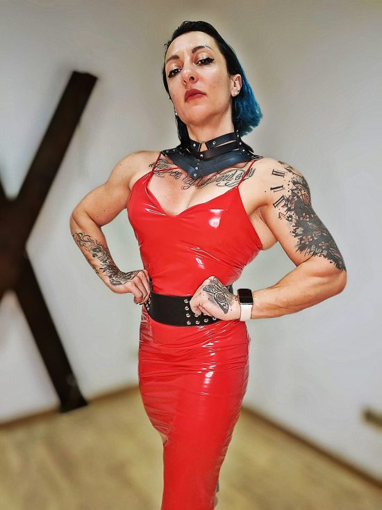 Mistress LizzB